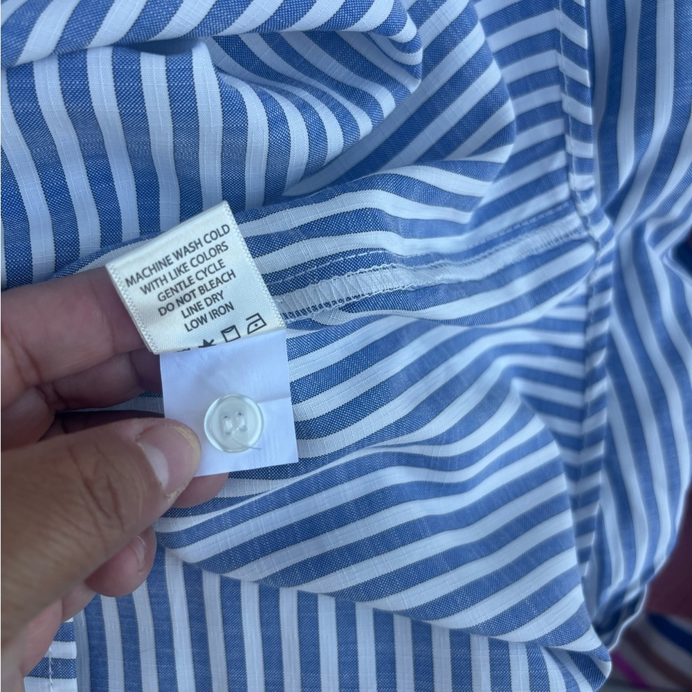 Max Studio Blue and White Striped V-Neck Top - Picture 6 of 8